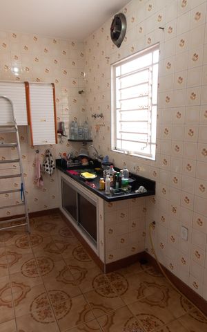 Casa para alugar com 300m², 3 quartos e 3 vagas Casa para alugar com 300m², 3 quartos e 3 vagasCOZINHA