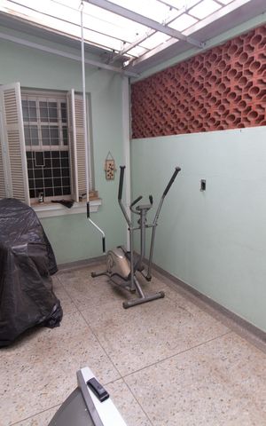 Casa para alugar com 300m², 3 quartos e 3 vagas Casa para alugar com 300m², 3 quartos e 3 vagasÁREA DE LUZ