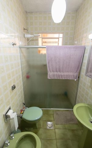 Casa para alugar com 300m², 3 quartos e 3 vagas Casa para alugar com 300m², 3 quartos e 3 vagasBANHEIRO SOCIAL