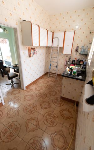 Casa para alugar com 300m², 3 quartos e 3 vagas Casa para alugar com 300m², 3 quartos e 3 vagasCOZINHA