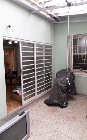 Casa para alugar com 300m², 3 quartos e 3 vagas Casa para alugar com 300m², 3 quartos e 3 vagasÁREA DE LUZ