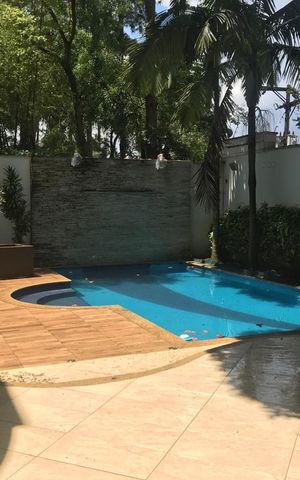 Casa de condomínio à venda com 827m², 4 quartos e 5 vagas