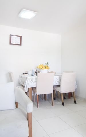 Apartamento à venda com 70m², 3 quartos e 1 vaga Apartamento à venda com 70m², 3 quartos e 1 vagaSala