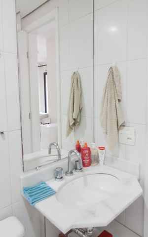 Apartamento à venda com 70m², 3 quartos e 1 vaga Apartamento à venda com 70m², 3 quartos e 1 vagaBanheiro 2