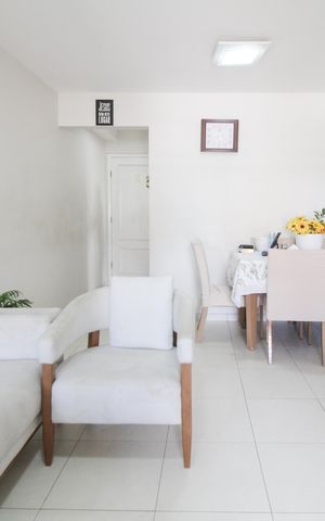 Apartamento à venda com 70m², 3 quartos e 1 vaga Apartamento à venda com 70m², 3 quartos e 1 vagaSala
