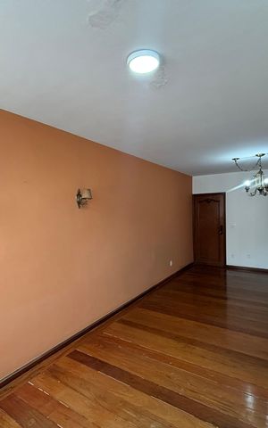 Apartamento à venda com 94m², 3 quartos e sem vaga Apartamento à venda com 94m², 3 quartos e sem vagaSala