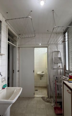 Apartamento à venda com 94m², 3 quartos e sem vaga Apartamento à venda com 94m², 3 quartos e sem vagaÁrea de serviço