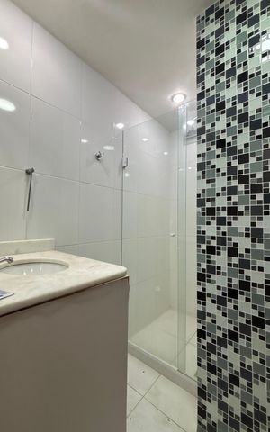 Apartamento à venda com 94m², 3 quartos e sem vaga Apartamento à venda com 94m², 3 quartos e sem vagaBanheiro social 2