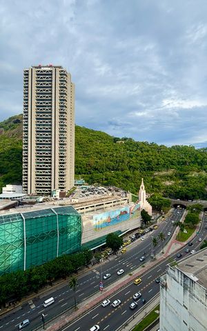 Apartamento à venda com 94m², 3 quartos e sem vaga Apartamento à venda com 94m², 3 quartos e sem vagaSala - vista livre