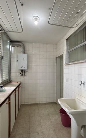 Apartamento à venda com 94m², 3 quartos e sem vaga Apartamento à venda com 94m², 3 quartos e sem vagaÁrea de serviço