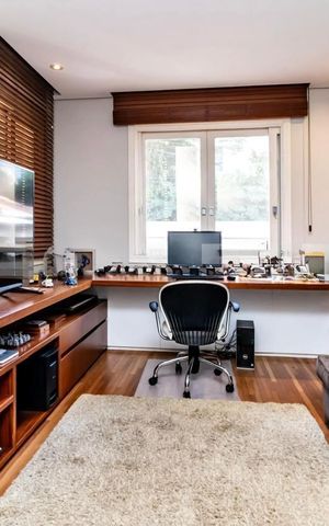 Casa à venda com 656m², 3 quartos e 3 vagas