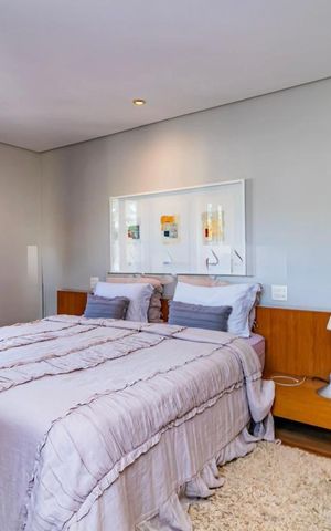 Casa à venda com 656m², 3 quartos e 3 vagas