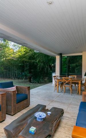 Casa à venda com 656m², 3 quartos e 3 vagas