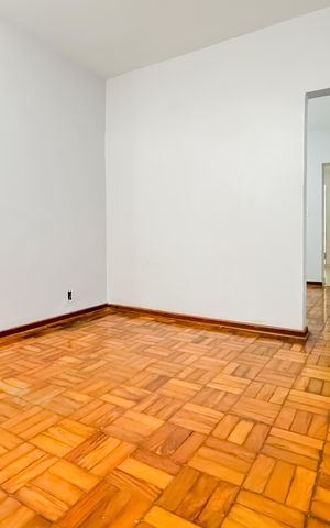 Apartamento à venda com 28m², 2 quartos e sem vaga Apartamento à venda com 28m², 2 quartos e sem vagaSala