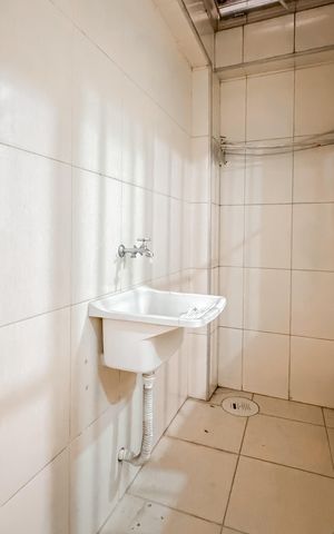 Apartamento à venda com 28m², 2 quartos e sem vaga Apartamento à venda com 28m², 2 quartos e sem vagaÁrea de Serviço