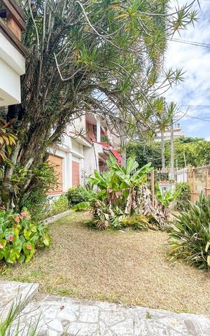 Casa para alugar com 400m², 4 quartos e 7 vagas Casa para alugar com 400m², 4 quartos e 7 vagasÁrea Externa