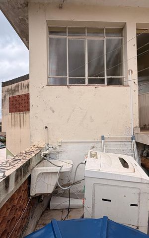 Casa à venda com 187m², 4 quartos e 2 vagas Casa à venda com 187m², 4 quartos e 2 vagasVaranda e lavanderia casa 2