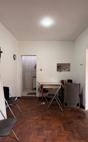 Casa à venda com 187m², 4 quartos e 2 vagas Casa à venda com 187m², 4 quartos e 2 vagasQuarto e sala casa 1
