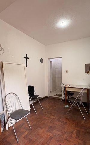 Casa à venda com 187m², 4 quartos e 2 vagas Casa à venda com 187m², 4 quartos e 2 vagasQuarto e sala casa 1