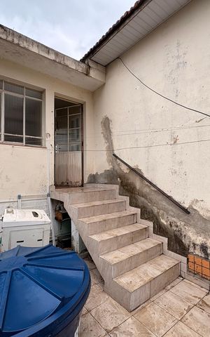 Casa à venda com 187m², 4 quartos e 2 vagas Casa à venda com 187m², 4 quartos e 2 vagasVaranda e lavanderia casa 2