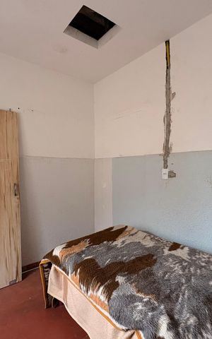 Casa à venda com 187m², 4 quartos e 2 vagas Casa à venda com 187m², 4 quartos e 2 vagasSala e quarto casa 2