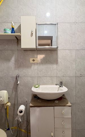 Casa à venda com 187m², 4 quartos e 2 vagas Casa à venda com 187m², 4 quartos e 2 vagasBanheiro casa 1
