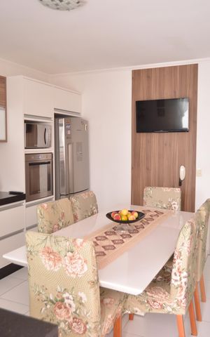 Casa à venda com 125m², 3 quartos e 2 vagasCozinha