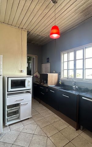 Casa à venda com 170m², 3 quartos e 1 vaga Casa à venda com 170m², 3 quartos e 1 vagaCozinha