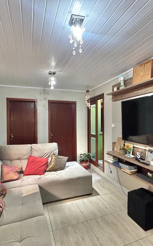 Casa à venda com 170m², 3 quartos e 1 vaga Casa à venda com 170m², 3 quartos e 1 vagaSala