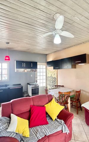 Casa à venda com 170m², 3 quartos e 1 vaga Casa à venda com 170m², 3 quartos e 1 vagaSala