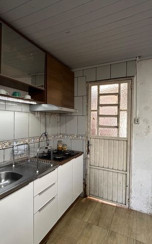 Casa à venda com 170m², 3 quartos e 1 vaga Casa à venda com 170m², 3 quartos e 1 vagaCozinha
