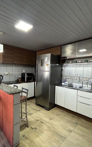 Casa à venda com 170m², 3 quartos e 1 vaga Casa à venda com 170m², 3 quartos e 1 vagaCozinha