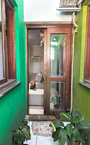 Casa à venda com 170m², 3 quartos e 1 vaga Casa à venda com 170m², 3 quartos e 1 vagaPátio