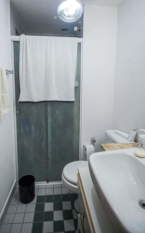 Apartamento à venda com 100m², 3 quartos e 2 vagasBanheiro da Suíte