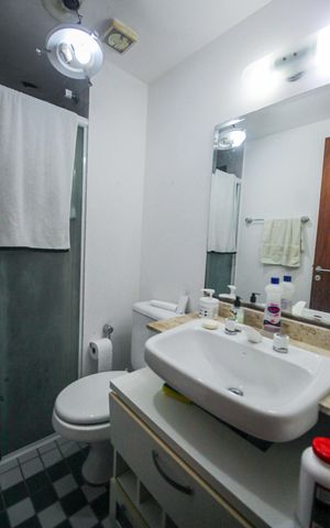 Apartamento à venda com 100m², 3 quartos e 2 vagasBanheiro da Suíte