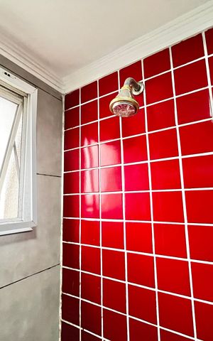 Apartamento à venda com 49m², 2 quartos e 1 vaga Apartamento à venda com 49m², 2 quartos e 1 vagaBanheiro
