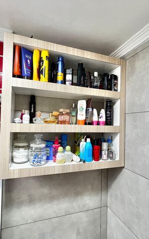 Apartamento à venda com 49m², 2 quartos e 1 vaga Apartamento à venda com 49m², 2 quartos e 1 vagaBanheiro