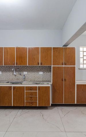 Casa à venda com 220m², 3 quartos e 2 vagasCozinha