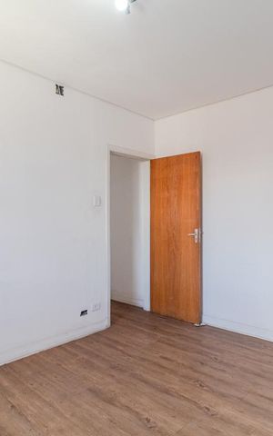 Casa à venda com 220m², 3 quartos e 2 vagasSuíte 3