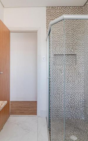 Casa à venda com 220m², 3 quartos e 2 vagasBanheiro Social