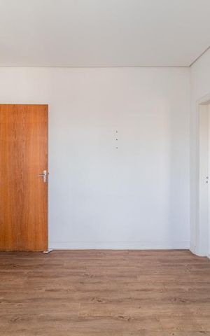 Casa à venda com 220m², 3 quartos e 2 vagasSuíte 3