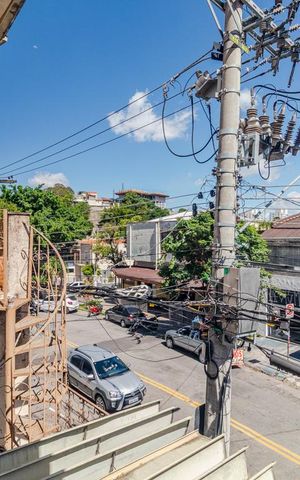 Casa à venda com 220m², 3 quartos e 2 vagasVista