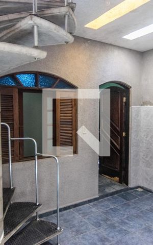 Casa à venda com 190m², 5 quartos e 2 vagas