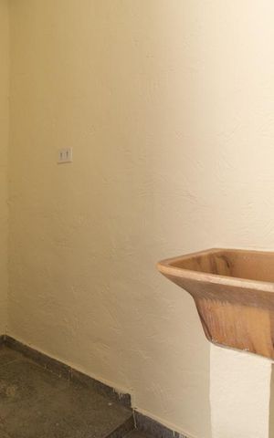 Casa à venda com 190m², 5 quartos e 2 vagas