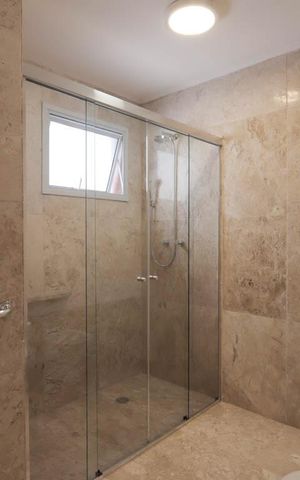 Apartamento para alugar com 240m², 3 quartos e 2 vagas