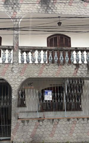 Casa à venda com 110m², 2 quartos e 1 vagaFachada 