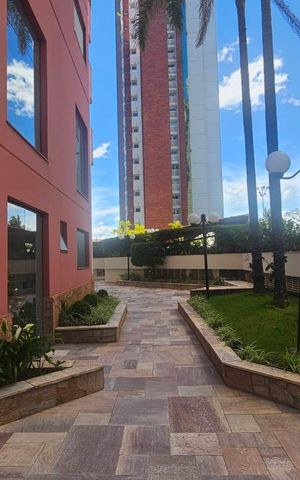 Apartamento para alugar com 165m², 3 quartos e 3 vagas Apartamento para alugar com 165m², 3 quartos e 3 vagasÁrea comum