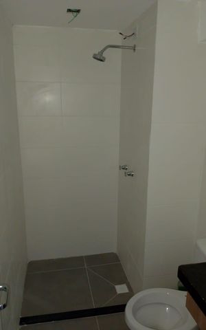 Studio para alugar com 35m², 1 quarto e 1 vaga Studio para alugar com 35m², 1 quarto e 1 vagaBanheiro