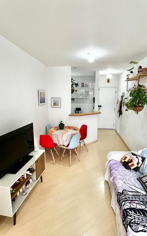 Apartamento à venda com 50m², 2 quartos e 1 vaga Apartamento à venda com 50m², 2 quartos e 1 vagaSala