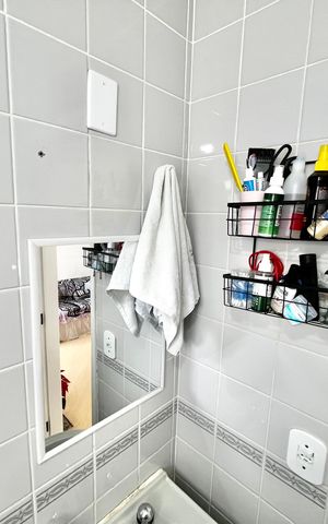 Apartamento à venda com 50m², 2 quartos e 1 vaga Apartamento à venda com 50m², 2 quartos e 1 vagaBanheiro